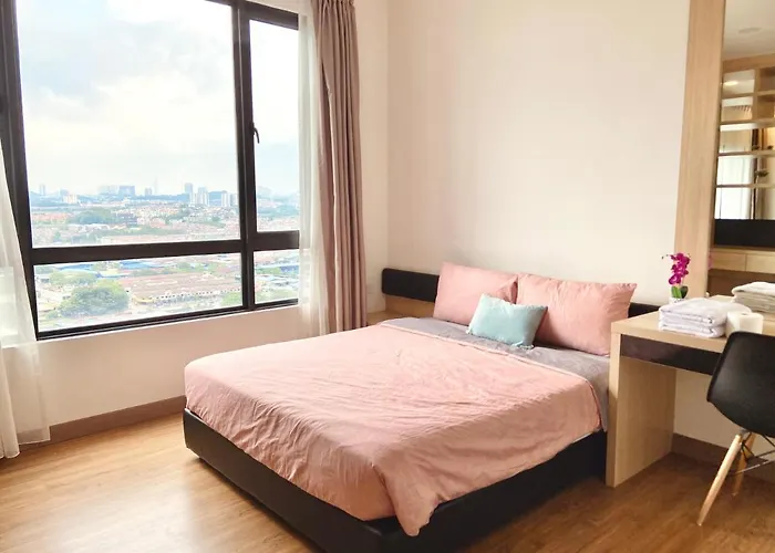 Dream Suite 2 - Landmark Residence 1, High Floor, Nice View, Wi-Fi & Tv Box